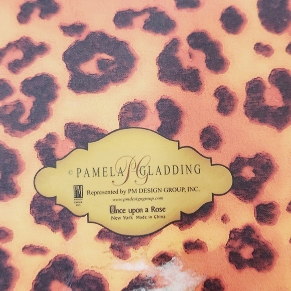 PAMELA Gladding Cheeta/postcard Red Orange Hat Box - Picture 5 of 6